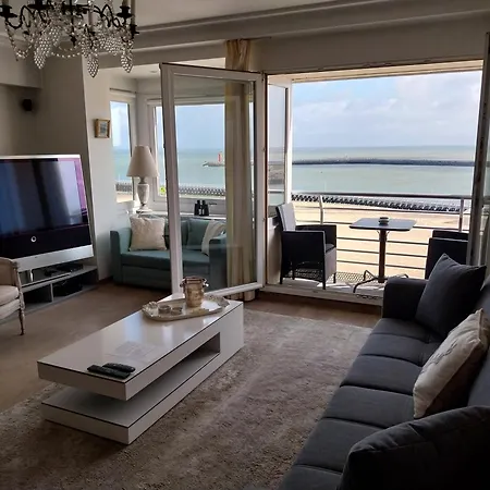@ Jacques Seaview Apartment *