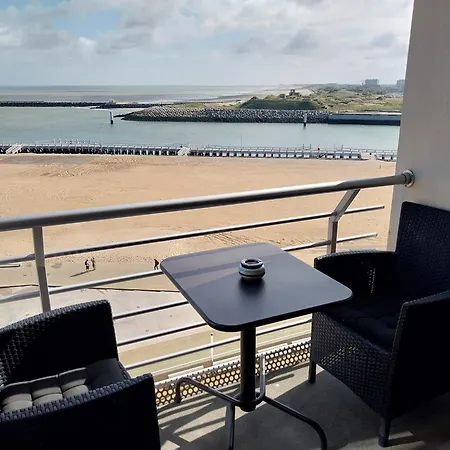 Apartment @ Jacques Seaview